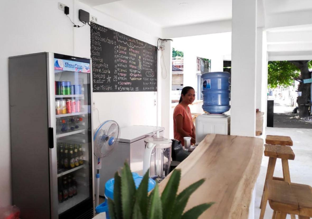 Gili Pirates Dive & Bnb Quần đảo Gili Ngoại thất bức ảnh